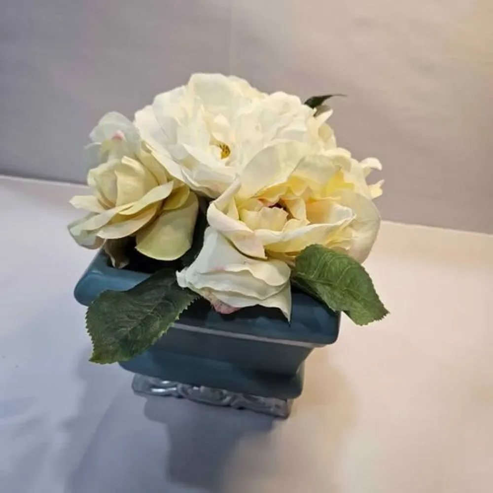 Artificial Rose Flower Arrangement in Teal Vase